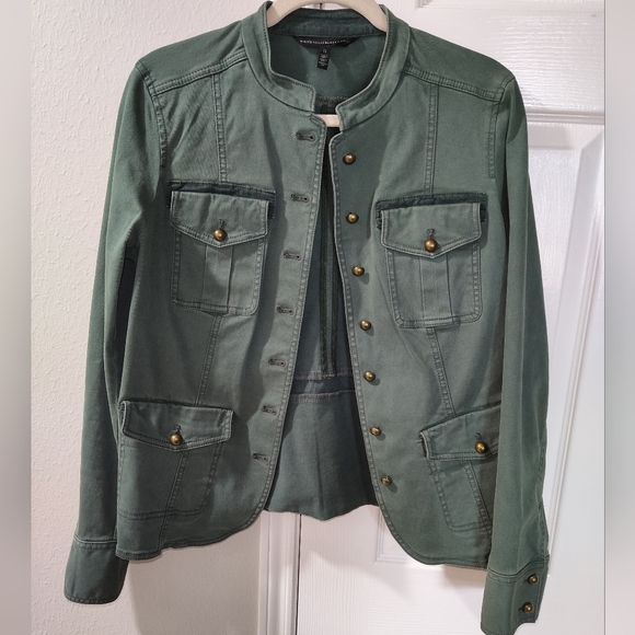 White House Black Market Jackets & Blazers - White House Black Market Women’s Size 12 Green Utility Safari Jacket Gold Button